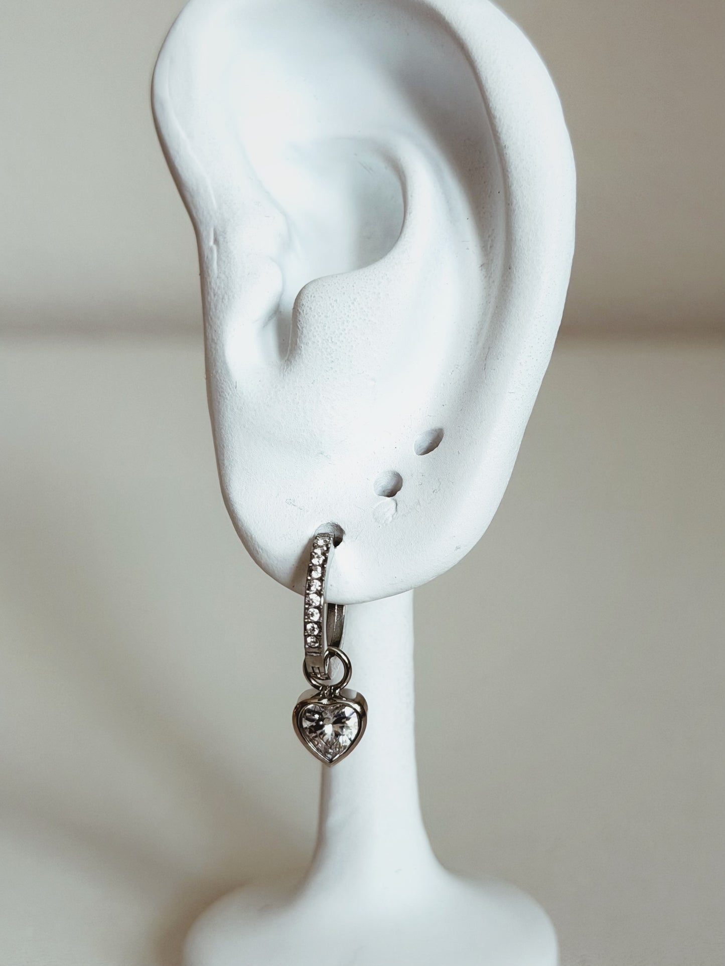 Anaya Hoops