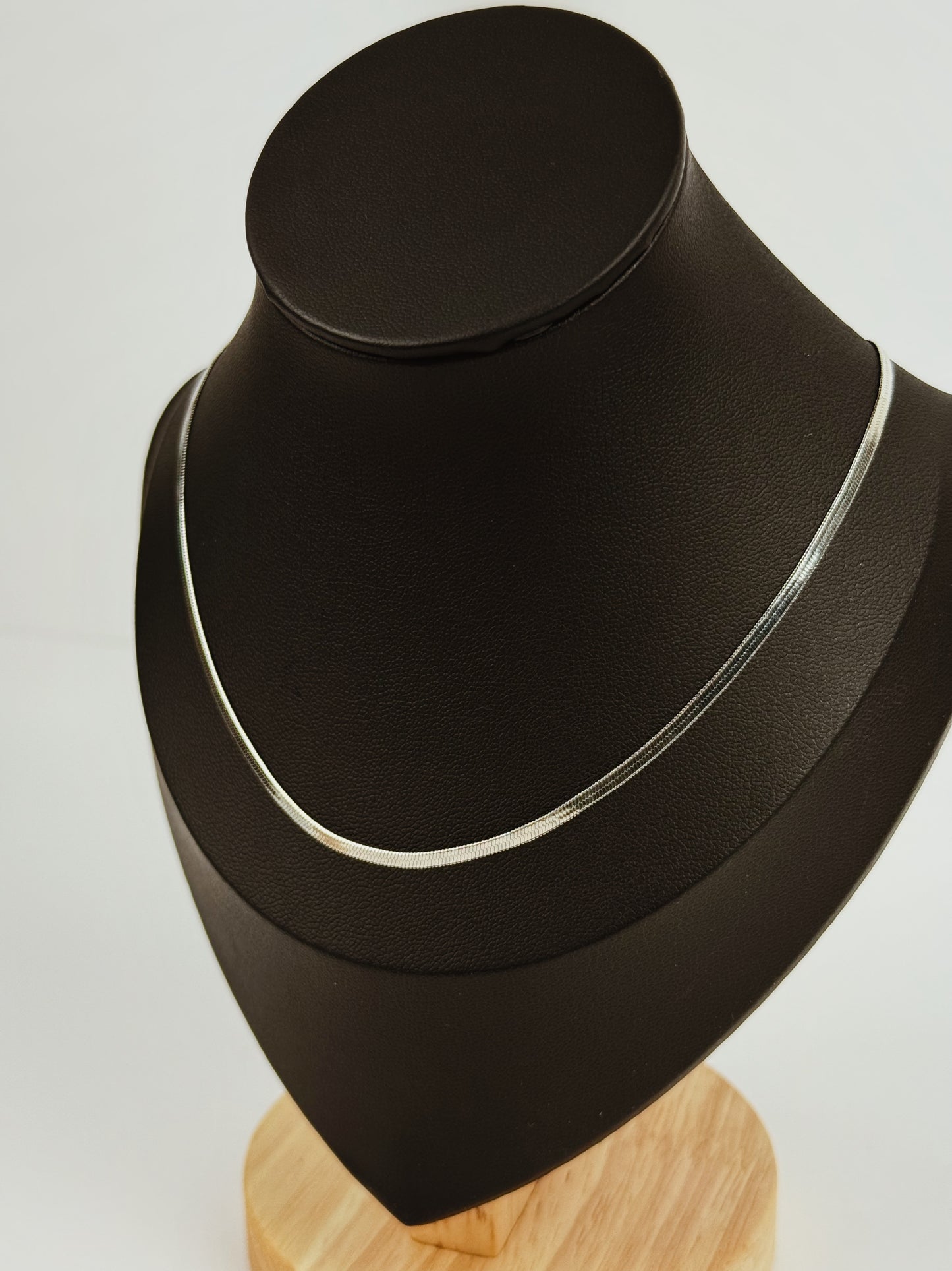 Sarahi Thin Necklace