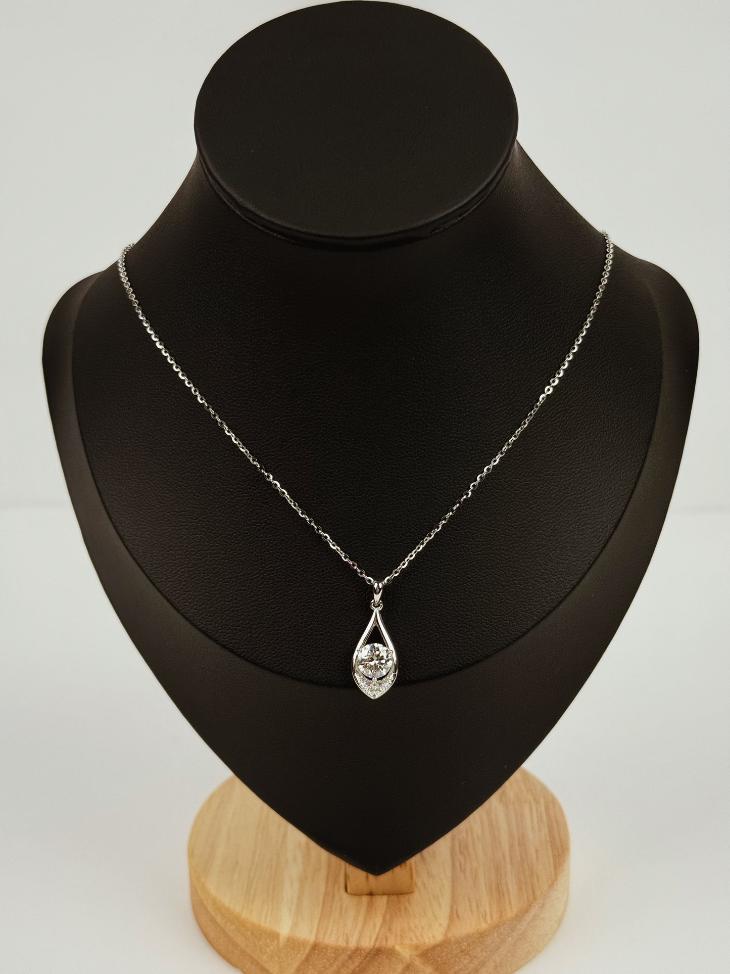 GemDrop Necklace