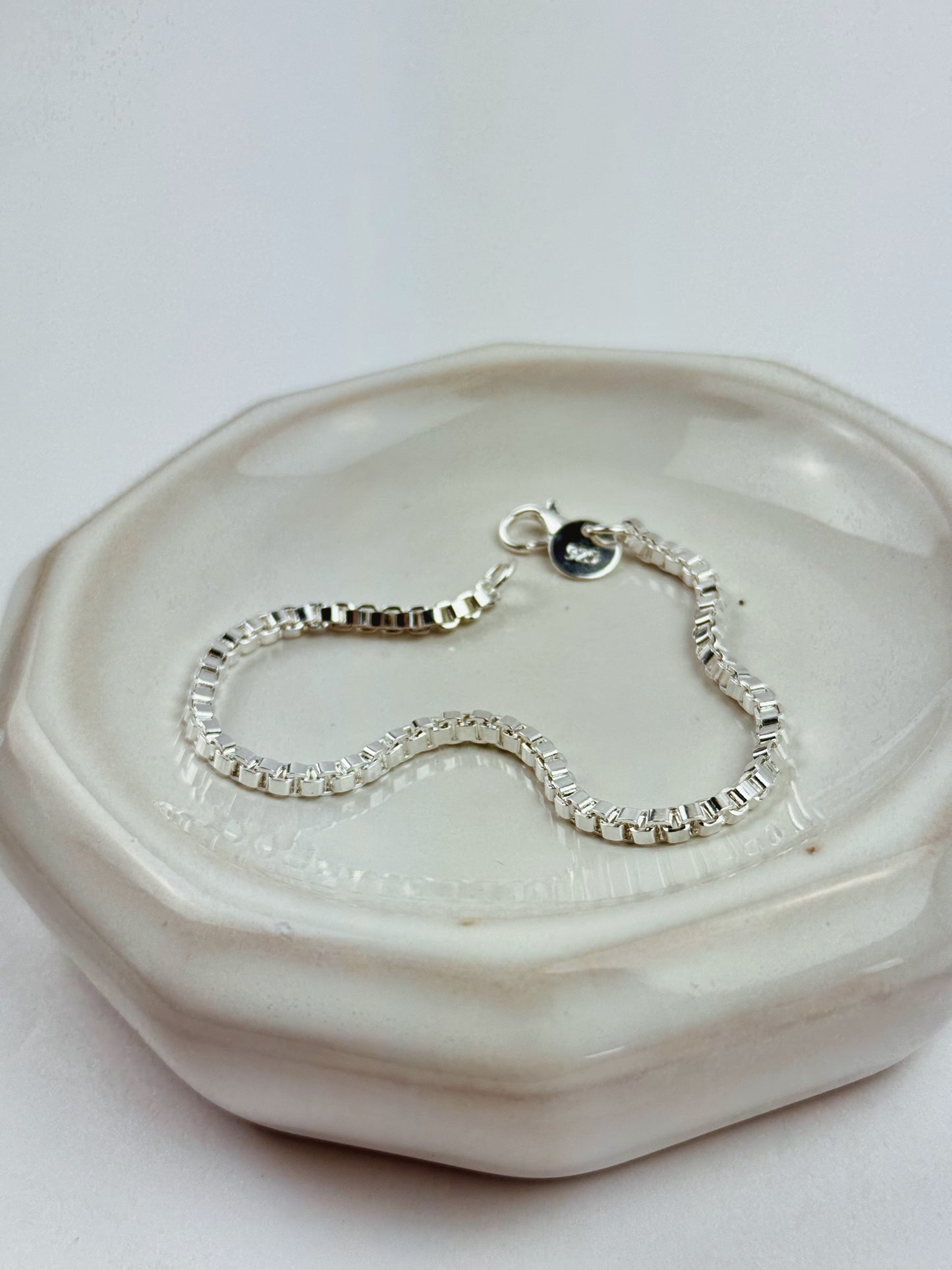 Simple Lumine Bracelet