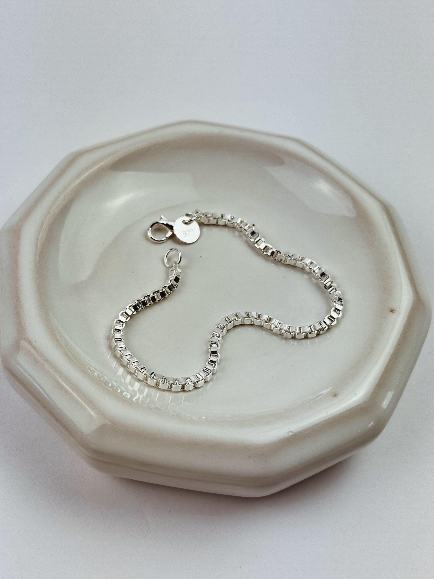 Simple Lumine Bracelet