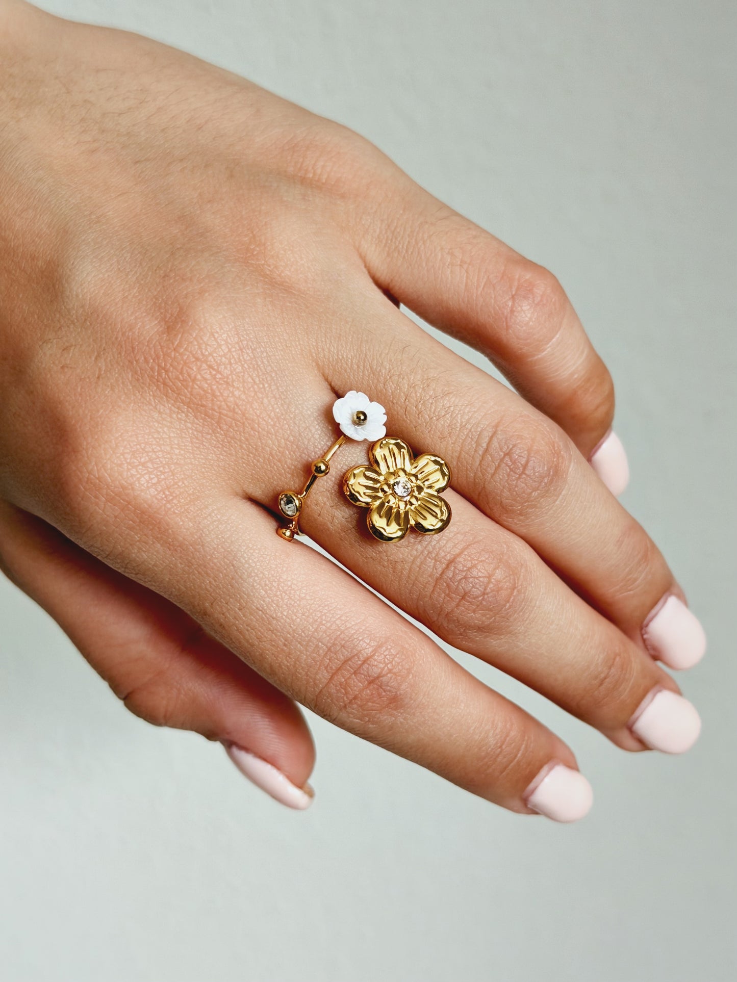 Amina Ring