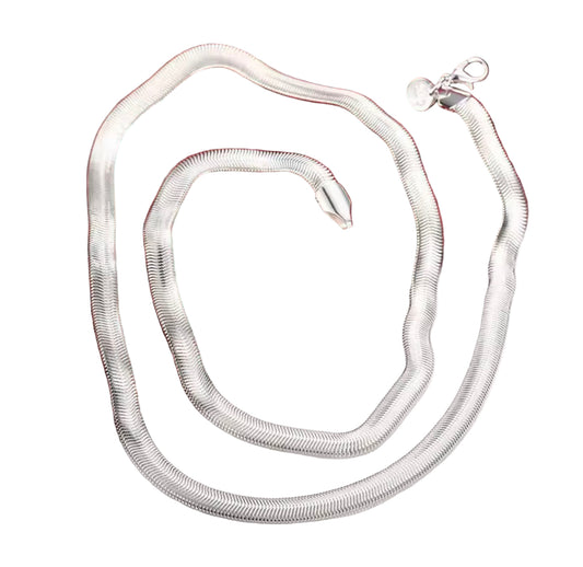 Sarahi Thin Necklace